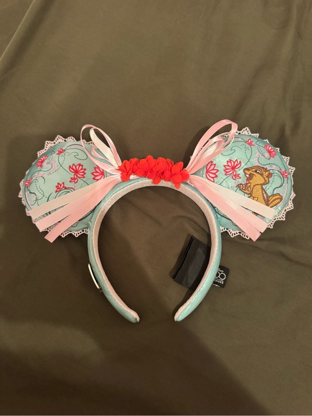 NWT Disney 100 Decades 2000s Enchanted Giselle
Minnie Mouse Ears Headband
RARE